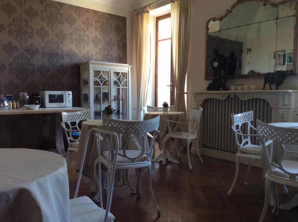 B&B Del Piazzo Биелла Экстерьер фото