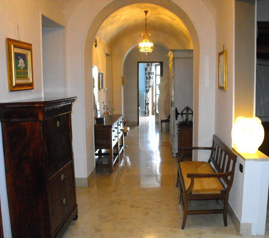 B&B Del Piazzo Биелла Экстерьер фото