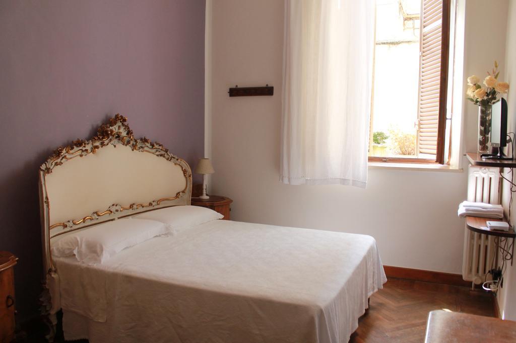B&B Del Piazzo Биелла Экстерьер фото